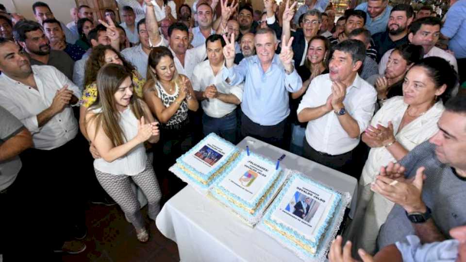 “mas-que-festejo,-esto-es-reasumir-compromiso”:-jaldo-planifico-el-proximo-ano-de-gobierno-junto-a-comisionados-comunales