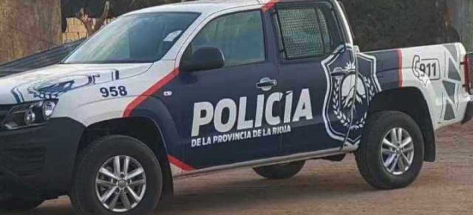 SE INCENDIÓ UNA VIVIENDA, HALLARON UN CUERPO CARBONIZADO: DESCUBREN QUE TENÍA UN BALAZO EN LA CABEZA