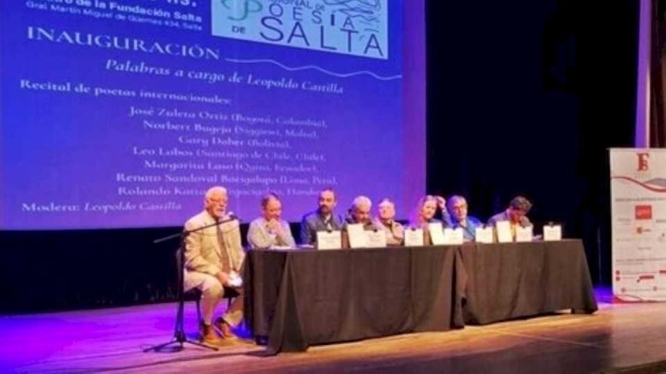 se-presentara-en-la-feria-del-libro-la-antologia-del-festival-de-la-poesia-de-salta