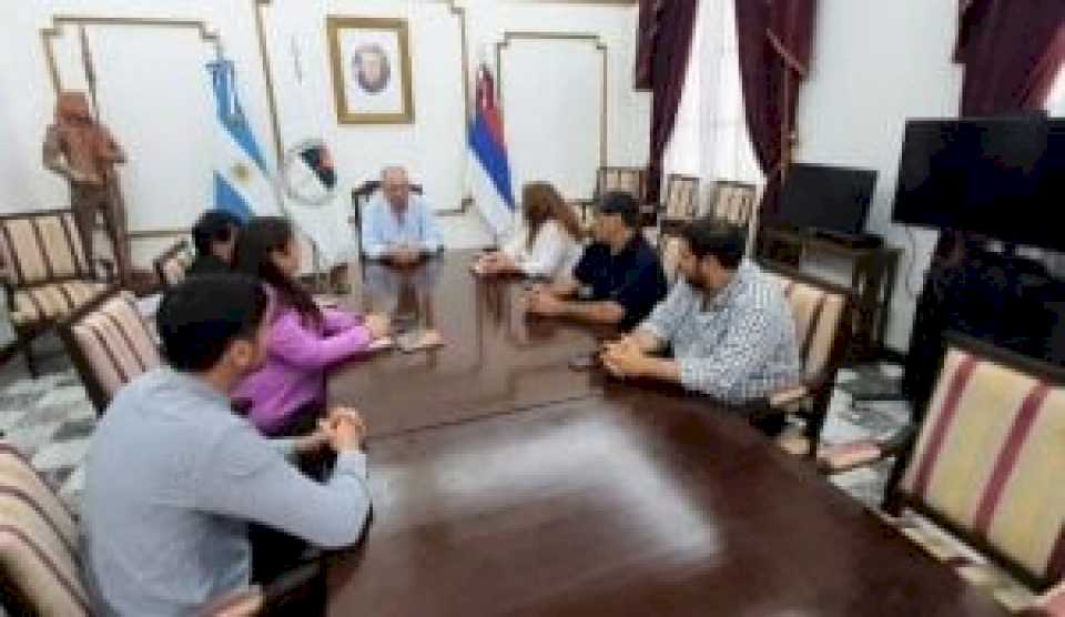 El gobernador Hugo Passalacqua recibió a la CGT Regional Misiones