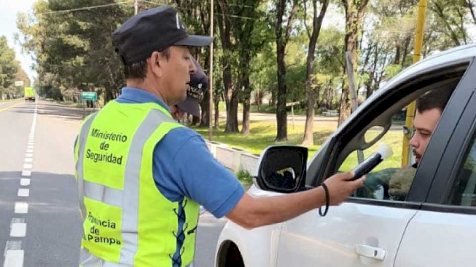 Detectan 18 alcoholemias positivas en Controles de Tránsito