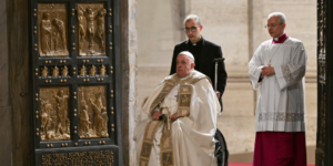 el-papa-francisco-encabezo-la-misa-de-nochebuena.