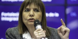 bullrich-y-werthein-recibiran-hoy-a-los-familiares-del-gendarme-catamarqueno-detenido-en-venezuela