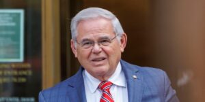 la-fiscalia-federal-pide-una-condena-de-15-anos-para-el-exsenador-democrata-bob-menendez