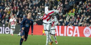 resumen,-goles-y-highlights-del-rayo-2-1-celta-de-la-jornada-19-de-laliga-ea-sports