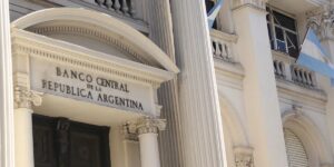 al-final,-el-banco-central-confirmo-que-envio-al-exterior-parte-de-las-reservas-de-oro-pero-no-definio-los-destinos