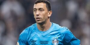 gremio-le-abre-las-puertas-a-agustin-marchesin:-que-dijo-gustavo-quinteros