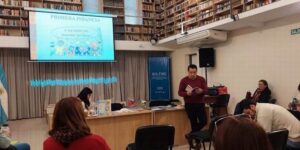 todo-el-mundo-lee,-pero-se-lee-poca-literatura,-advirtio-yaniselli