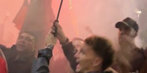 video:-los-jugadores-de-platense-se-sumaron-al-banderazo-en-la-previa-a-los-octavos-contra-racing
