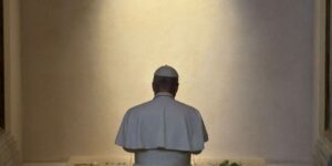el-papa-leon-xiv-le-rindio-homenaje-a-francisco