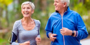 la-edad-recomendada-para-hacer-ejercicio-fisico-y-ayudar-a-prevenir-el-alzheimer
