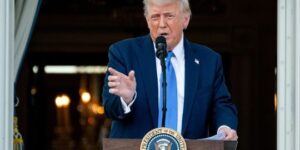 trump-firmo-una-orden-para-bloquear-la-entrada-a-viajeros-de-12-paises