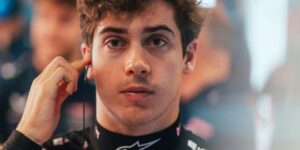 la-guerra-de-intereses-que-busca-arruinar-la-carrera-de-franco-colapinto-en-f1