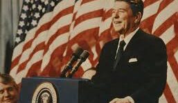 chatpts-responde:-una-semblanza-sobre-ronald-reagan,-padre-del-neoliberalismo