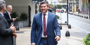 orrego-mando-a-sus-legisladores-a-pedir-informes-por-denuncias-contra-el-gobierno-de-unac