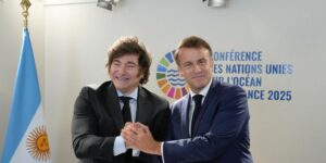 javier-milei-se-reunio-con-emmanuel-macron-en-francia-en-un-encuentro-de-la-onu