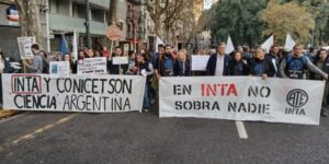 diputados:-el-frente-de-izquierda-presento-proyecto-contra-el-ajuste-en-el-inta